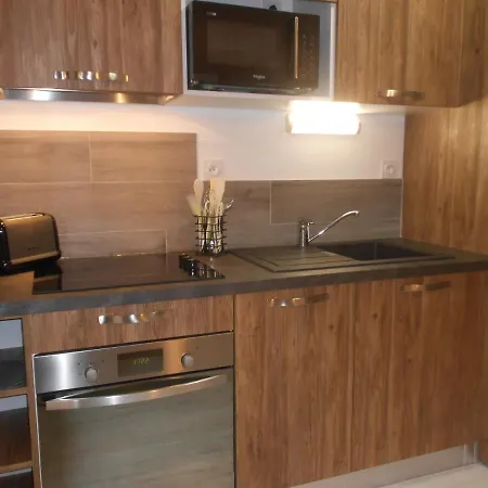 Apartment Familial Duplex 114 *